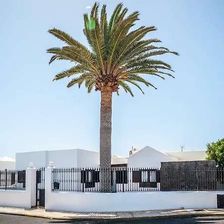 Вилла Magnifica Al Lado Del Mar *