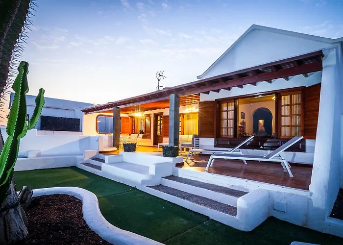 Magnifica Al Lado Del Mar Villa Arrecife (Lanzarote)